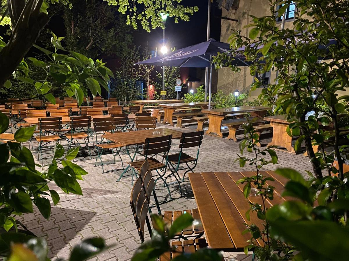 Hotel-Gasthof Zur Post Velburg Kültér fotó