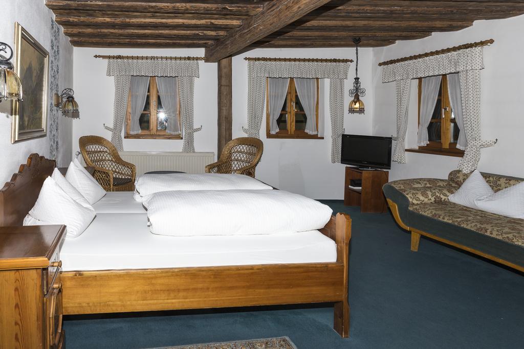 Hotel-Gasthof Zur Post Velburg Kültér fotó